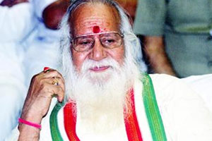 Giriraj Kishor.